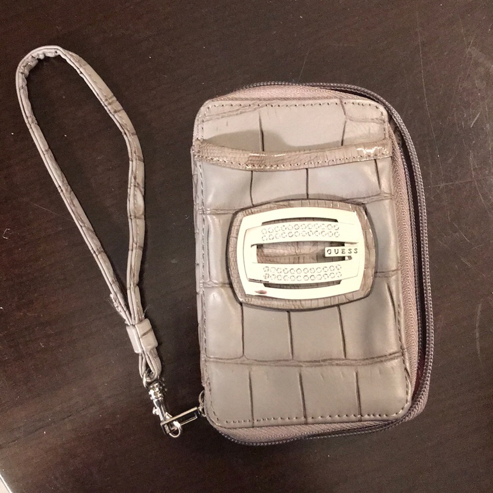 Guess wristlet